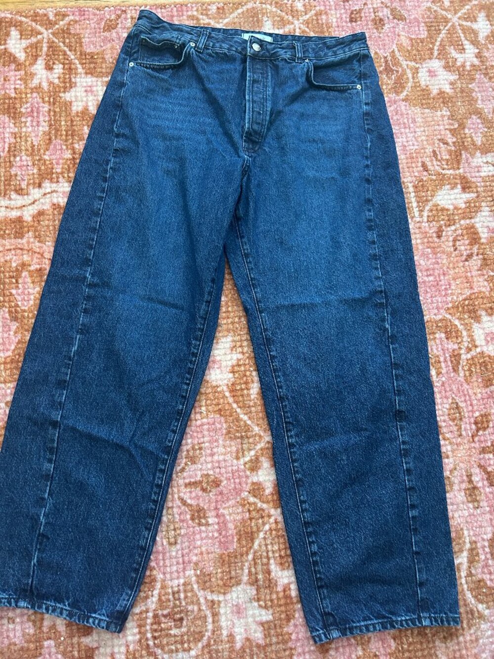 Madewell Tall Curvy Pieced Barrel-Leg Jeans – McKinney Wash - Picture 2 of 9